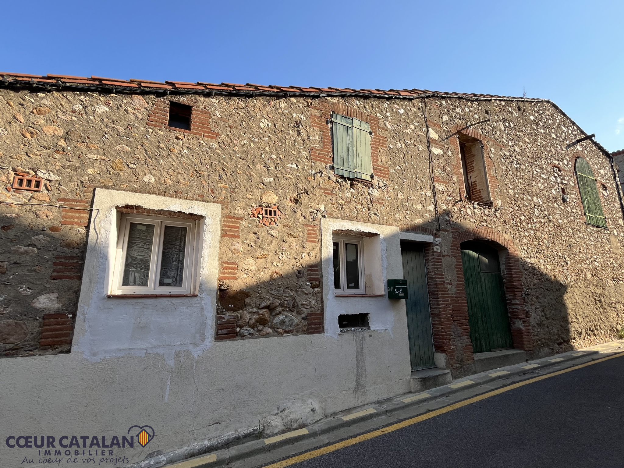 A VENDRE - PASSA - GRANGE EN PIERRES A RENOVER